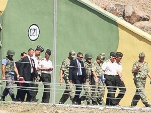 Kışladaki bombalar istiflenirken patladı