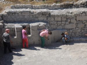 500 yıllık cami gün yüzünü çıkıyor