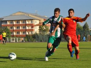 Konyaspor, hazırlık maçında Kayserispor'a 3-1 mağlup oldu
