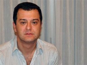Türk işadamı serbest