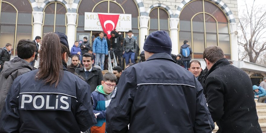 Konya Emniyeti şehitler için hatim okuttu