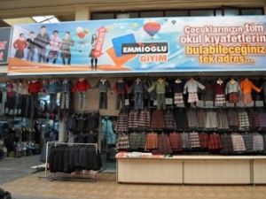 Emmioğlu Giyim'de okul heyecanı