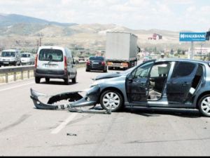 Aşırı hız can yakıyor!