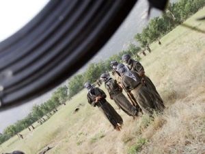 Teröristlerden özel güvenlikçilere pusu