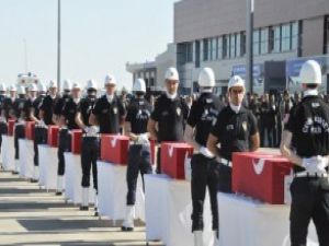 Şehit polisler memleketlerine yollandı