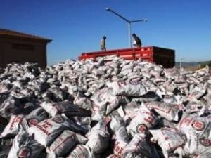 Ereğli'de kömür dağıtıldı