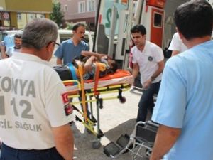 Motosiklet devrildi: 2 yaralı