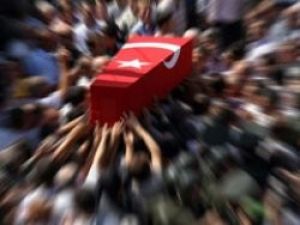 Eş zamanlı saldırılar: 1 şehit, 4 yaralı
