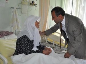 Kaymakam Sonelden hastalara ziyaret etti