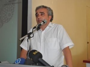 Uyar:Tarih tekerrrür ediyor