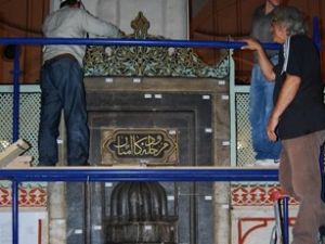500 yıllık mihrap onarılıyor