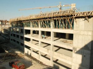 Şems Katlı Otopark'ı tamamlanıyor