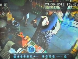 Yardım parasını çaldılar