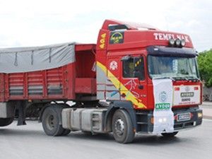 AYDER Suriye'ye yardım için 26 ton un gönderdi