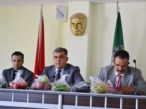 Bitkilerin kayıtlarının tutulması hakkında üreticiye bilgi verildi
