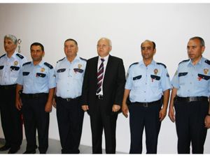 Emniyet’ten başarıya ödül 