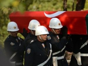 Turgut Özal'ın naaşı böyle taşındı!