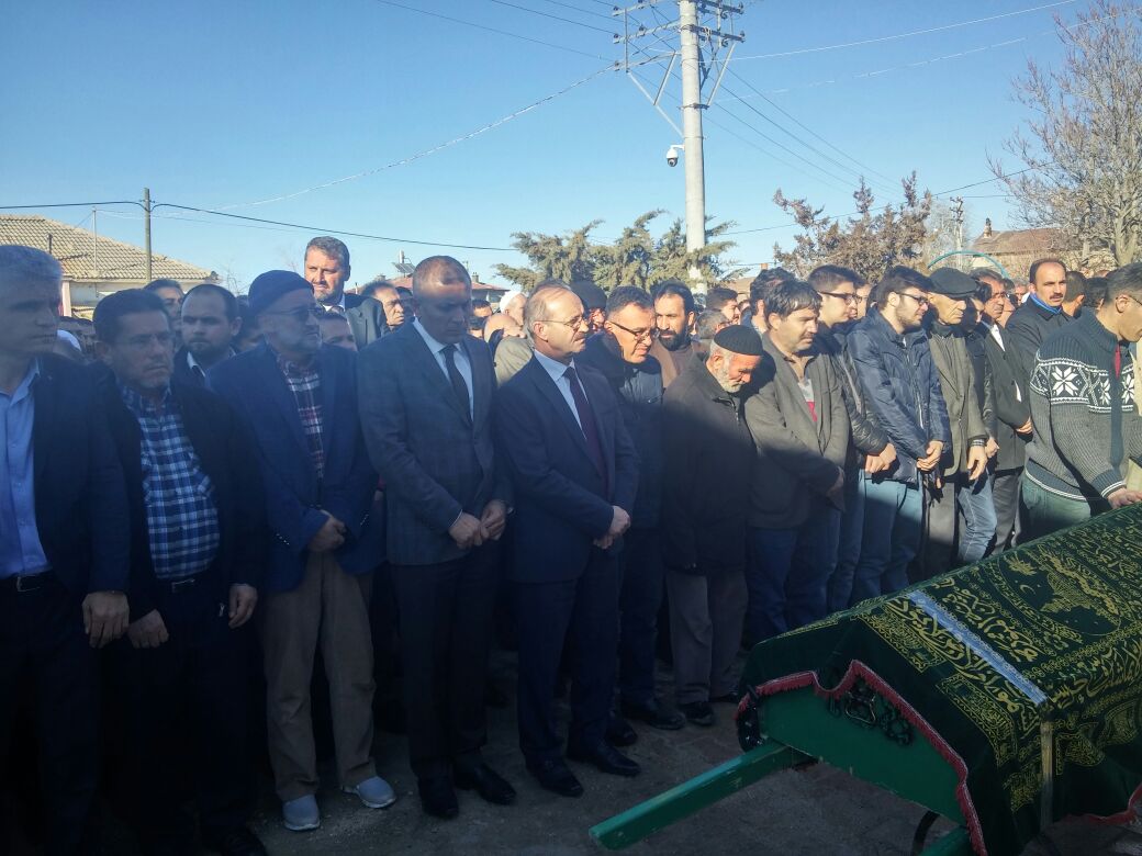 ÖZKAYA SON YOLCULUĞUNA UĞURLANDI