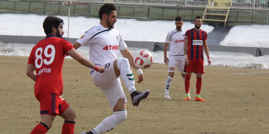 Anadolu Selçukspor 3 puanı tek gol ile aldı