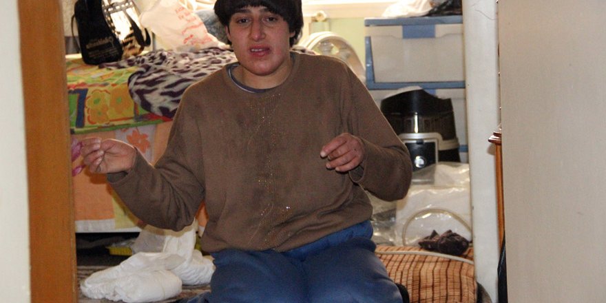 Engelli genç kızın akülü arabası çalındı!