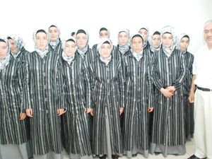 Kursiyerlerin mezuniyet sevinci