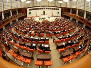 Tezkere Meclis'ten geçti