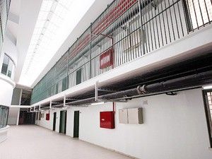 Mahkumlar rahatsız