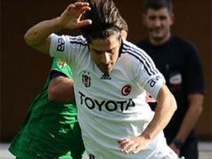 Beşiktaş'a derbi öncesı şok