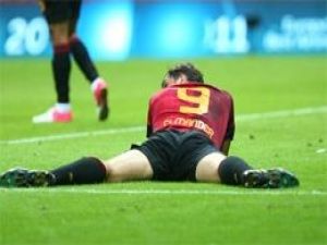 Galatasaray'da Elmander şoku!