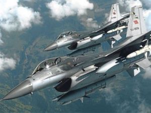 Türk jetleri Kandil'i bombaladı