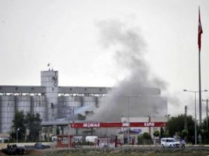 Akçakale'ye yeni bir bomba düştü