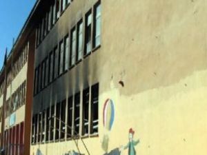 PKK'lı teröristler 9 okula birden saldırdı!