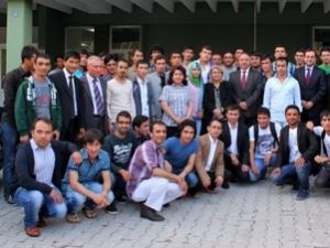 Afganistan Büyükelçisi öğrencilerle buluştu