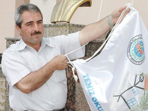 Karaman'da 9 okula beyaz bayrak