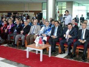 Akademik yıl törenle açıldı