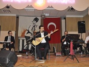 Seydişehir'de Türk halk müziği konseri