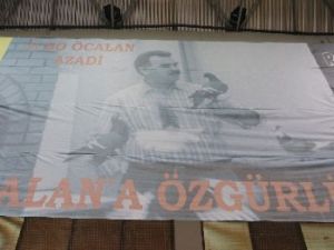 Öcalan baş köşede! VİDEO