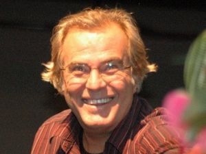 Tarık Akan: Başbakan kendini kral sanıyor