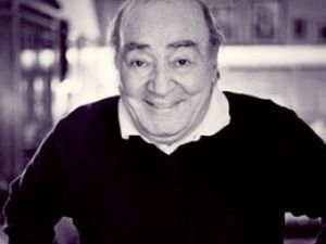 Erol Günaydın eşinin yanına defnedilecek!