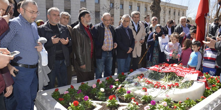 Yazıcıoğlu’nu kabri başında andılar