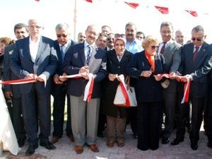 Altınekin'de Karatay Park açıldı
