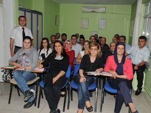 Uygulamalı girişimcilik eğitimi sürüyor