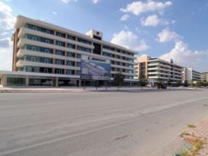 Adalet Plaza teslim ediliyor