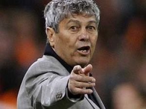 Demirören'den Lucescu'ya teklif