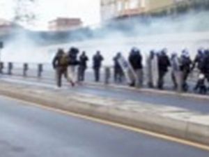 BDP'liler E-5 yolunu birbirine kattı