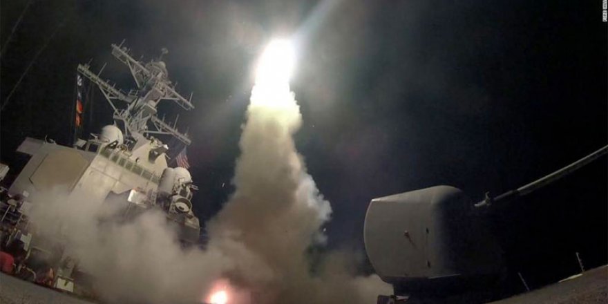 ABD Suriye'de rejim üssünü vurdu
