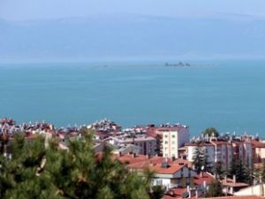 Yüzer sistemli liman
