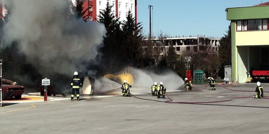 NEÜ İtfaiyecilik Bölümü eğitimlerine tatbikatlarla devam ediyor