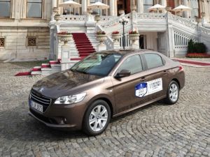 Peugeot 301 3 kıta ve 17 ülkede kat edecek