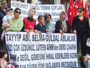 Şefkat-Der’den Başbakan ve bakanlara protesto